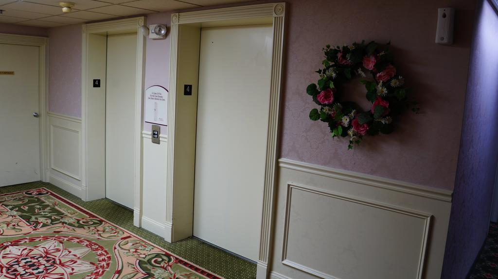 Hotel Grand Victorian Branson Bagian luar foto