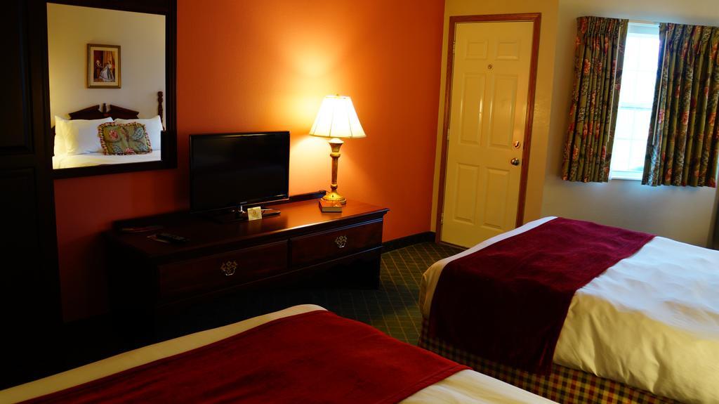 Hotel Grand Victorian Branson Bagian luar foto